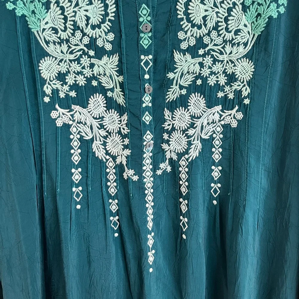 JOHNNY WAS Embroidered Turquoise Blouse Medium - Picture 2 of 4